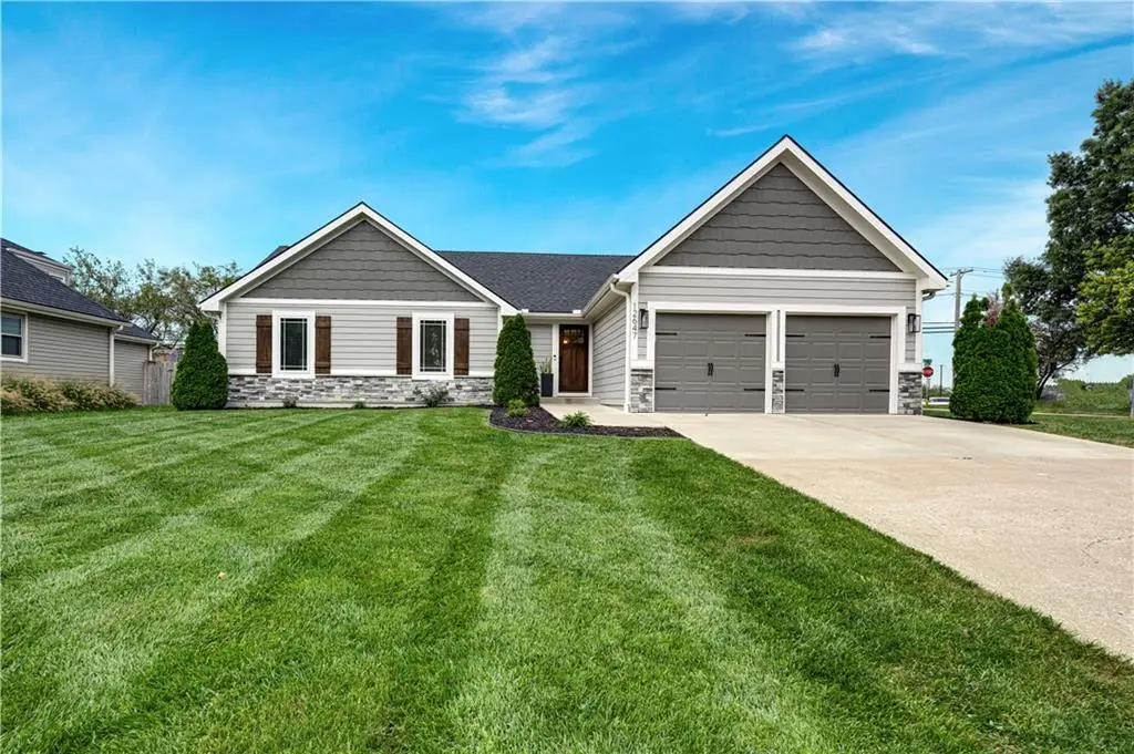 12647 W 66th Terrace, Shawnee, KS 66216 - #1