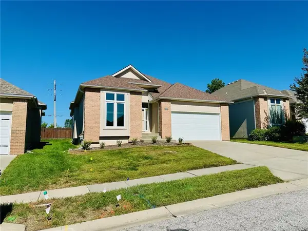 1912 Carter Court, Liberty, MO 64068