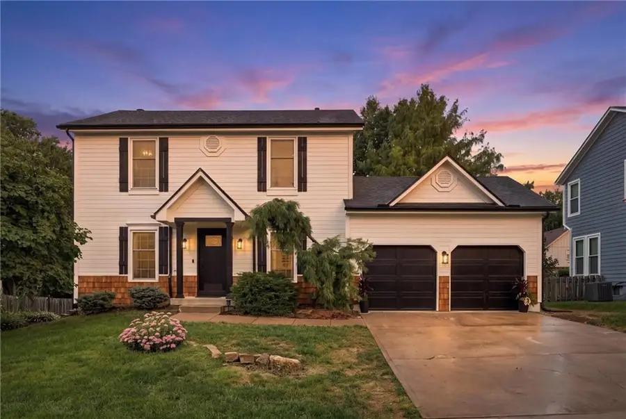 14714 S Blackfoot Drive, Olathe, KS 66062 - #2