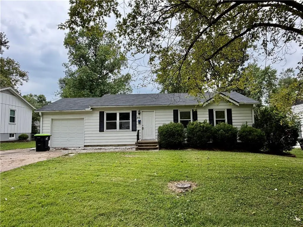 213 Park Avenue, Belton, MO 64012 - #1
