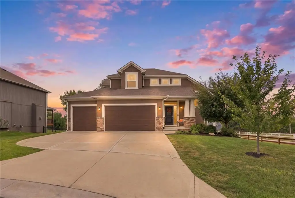 21807 W 46th Terrace, Shawnee, KS 66226 - #1