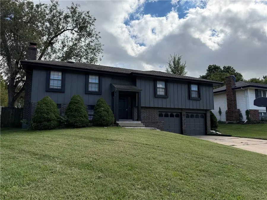 1415 W Ferrel Drive, Olathe, KS 66061 - #2