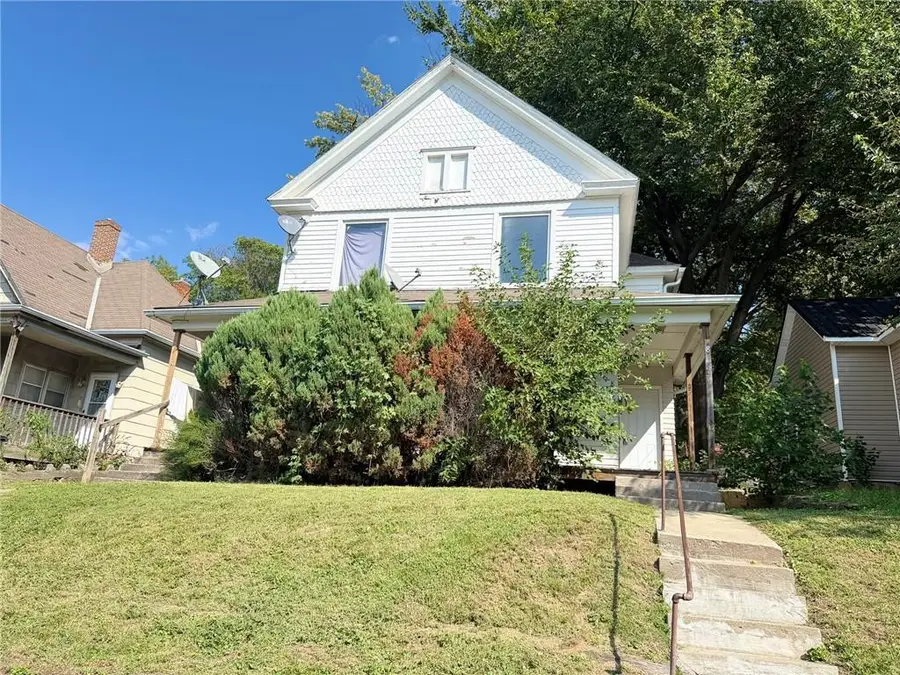 813 5th Street, Saint Joseph, MO 64501 - #2