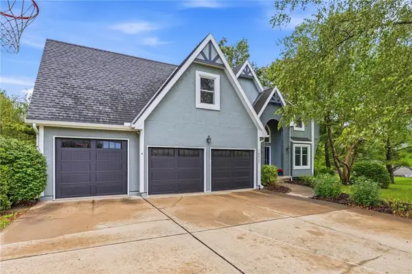 18437 Lamar Avenue, Stilwell, KS 66085