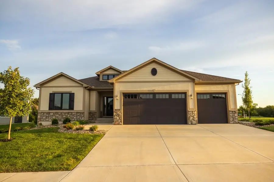 4200 NE Chapel Manor Drive, Lees Summit, MO 64064 - #2
