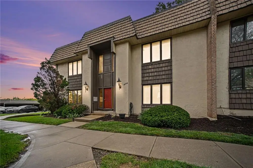 474 W 104th Street #A, Kansas City, MO 64114 - #1