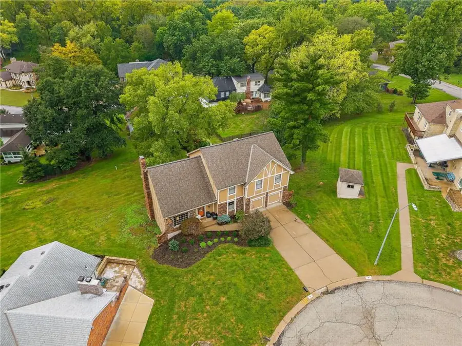 515 NW 43rd Terrace, Kansas City, MO 64116 - #2