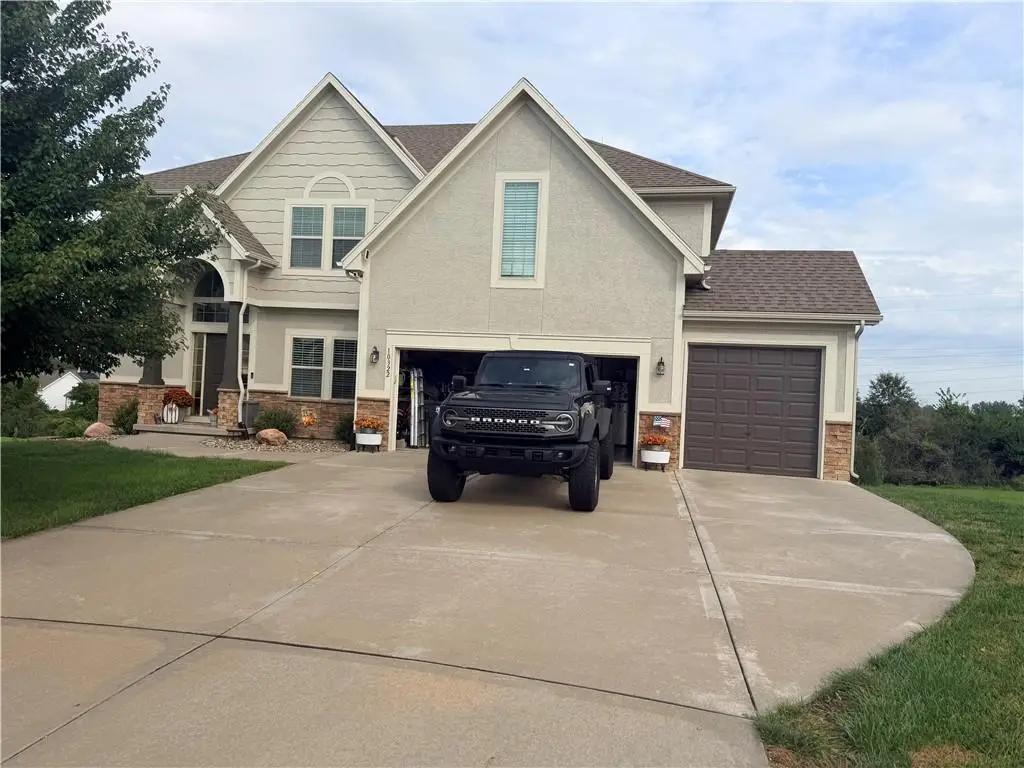 10322 N Ditman Avenue, Kansas City, MO 64157 - #1