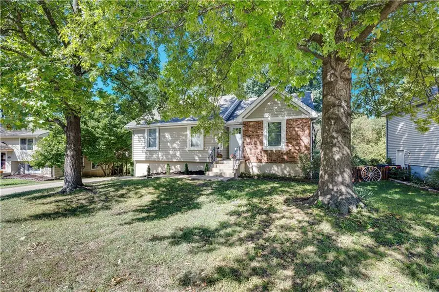 1107 N Cooper Street, Olathe, KS 66061 - #2