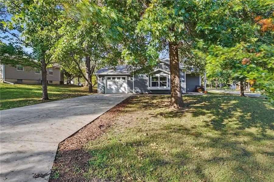 1100 Fremont Street, Baldwin City, KS 66006 - #3