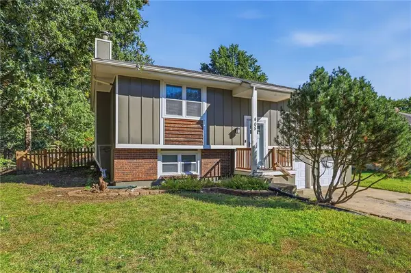 405 SW Killarney Lane, Blue Springs, MO 64014