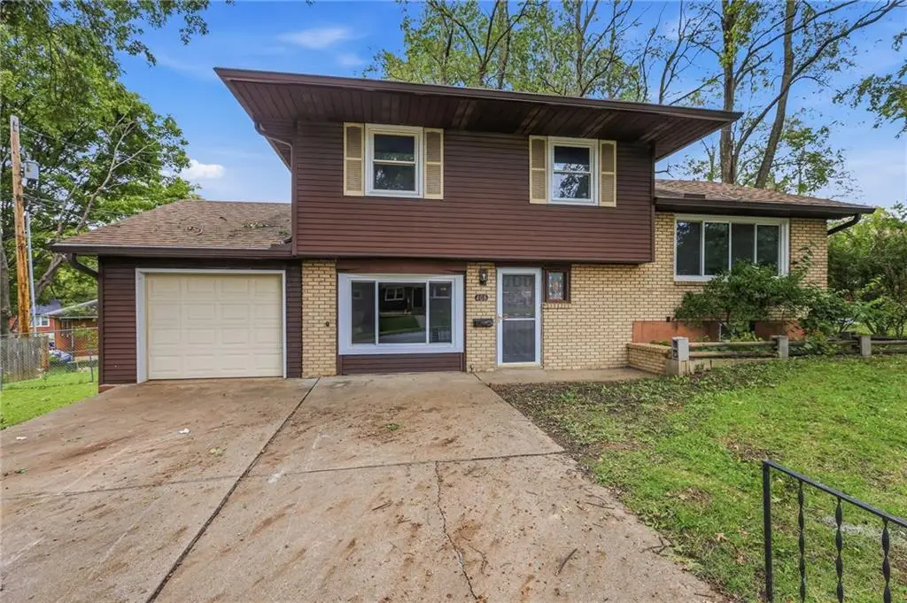 408 N Kirk Avenue, Independence, MO 64050 - #1