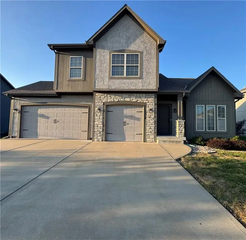 1318 NE 107th Terrace, Kansas City, MO 64155 - #1