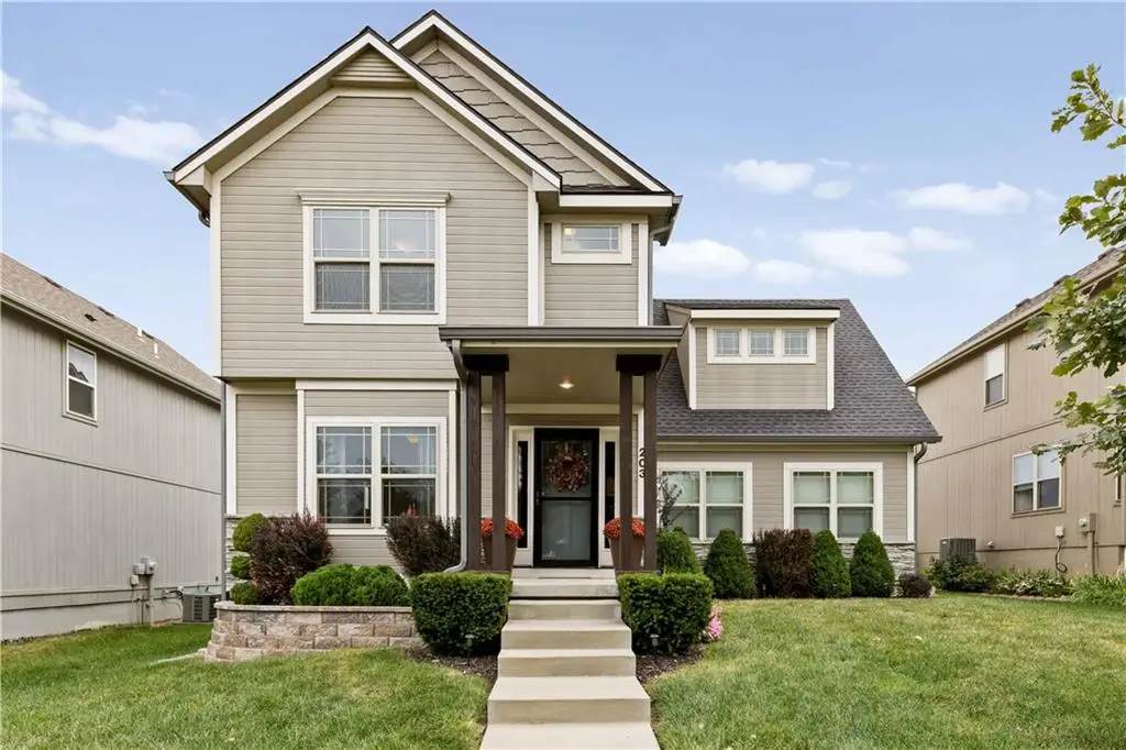 203 N Franklin Street, Raymore, MO 64083 - #1