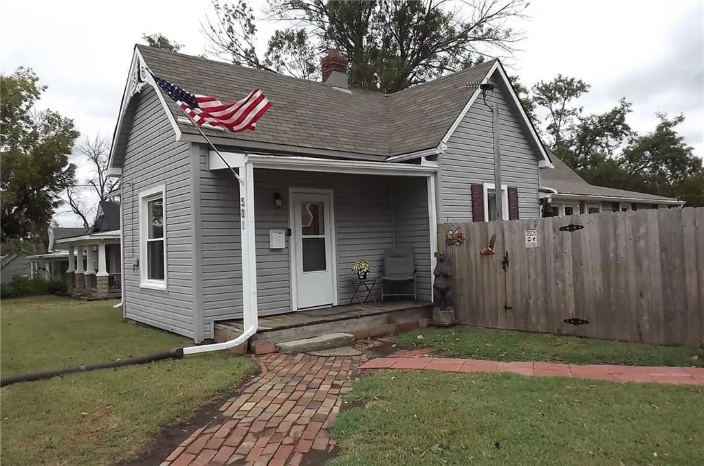 501 N Independence Street, Harrisonville, MO 64701 - #1