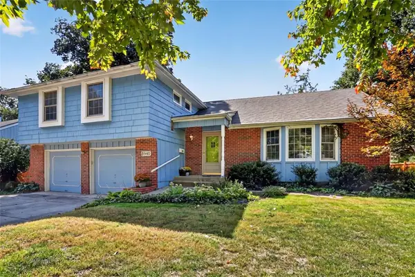 8940 Conser Street, Overland Park, KS 66212