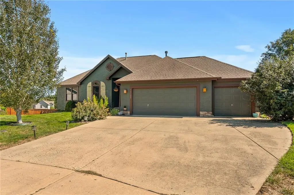 15107 W 154th Terrace, Olathe, KS 66062 - #1