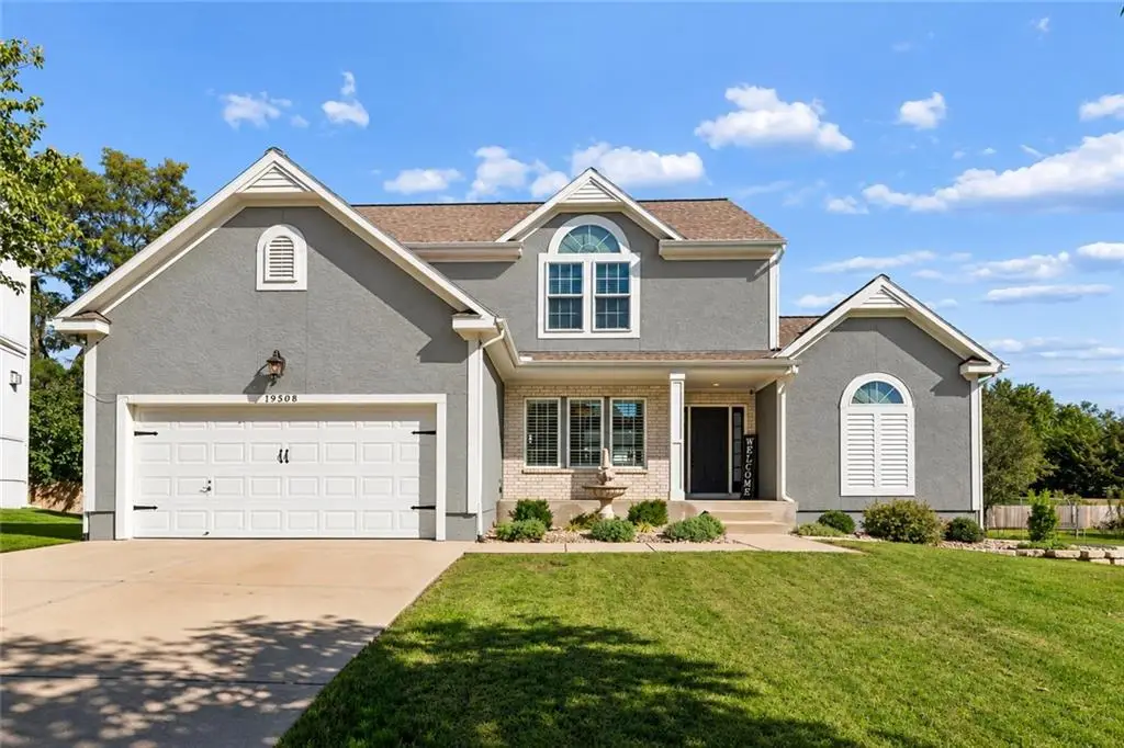 19508 W 96th Terrace, Lenexa, KS 66220 - #1