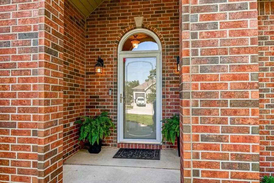 1714 SW 24th Street, Blue Springs, MO 64015 - #2
