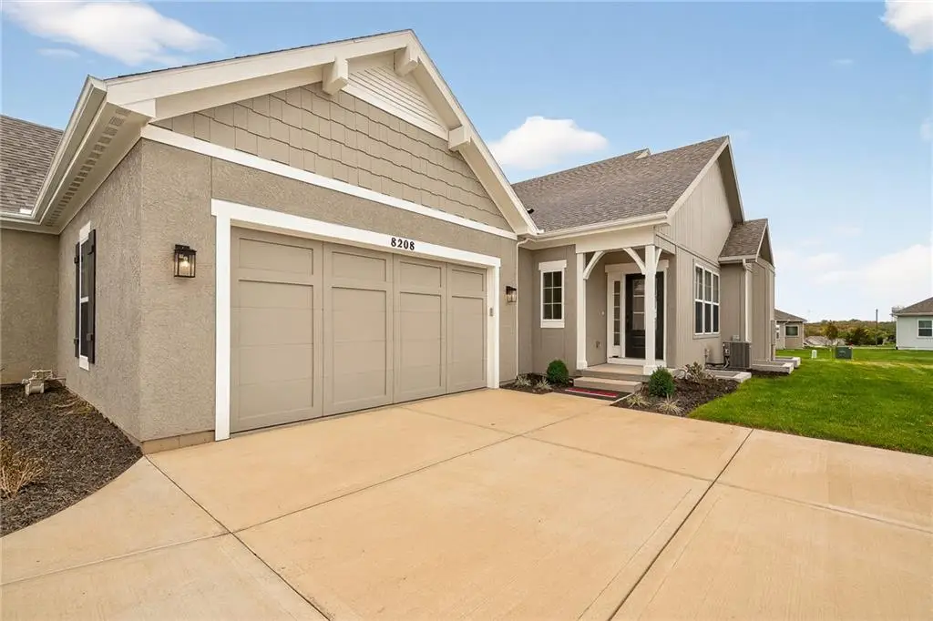 8288 Brockway Street, Lenexa, KS 66220 - #1