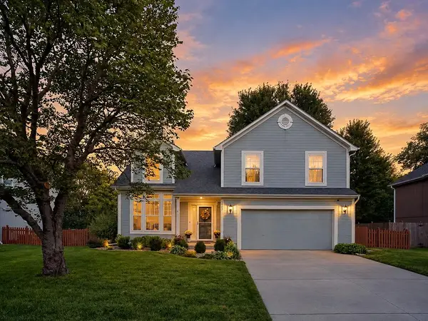 5907 Meadowsweet Lane, Shawnee, KS 66226