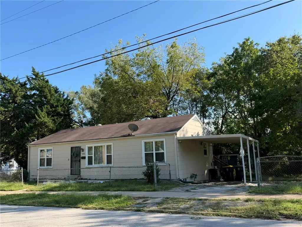 7200 Indiana Avenue, Kansas City, MO 64132 - #1