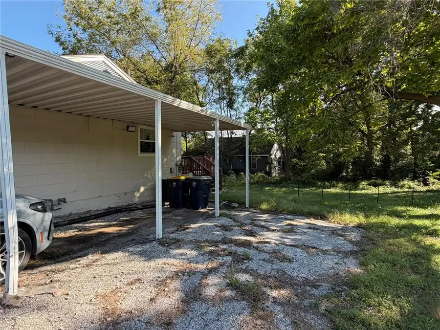 7200 Indiana Avenue, Kansas City, MO 64132 - #2