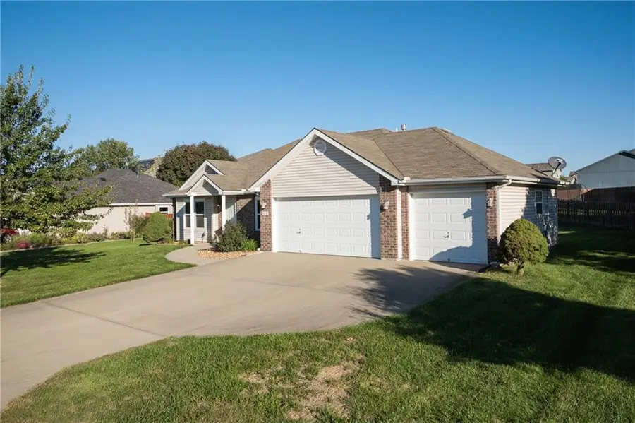 101 Sun Garden Street, Blue Springs, MO 64064 - #3