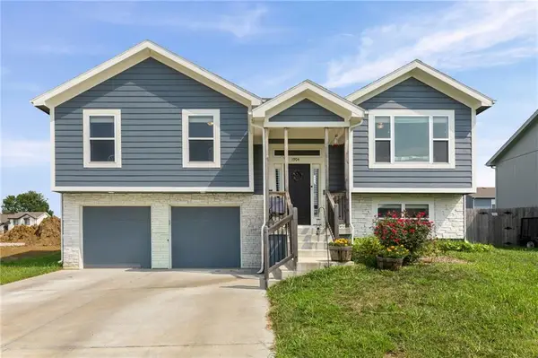 1904 Hawk View N/a, Harrisonville, MO 64701