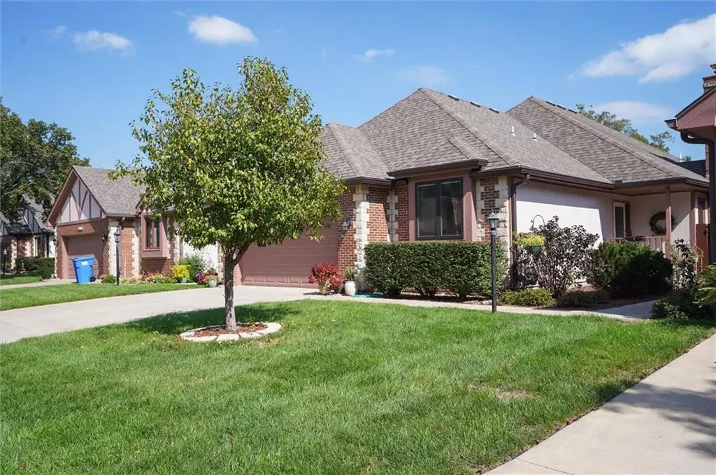 2422 SW Brookhaven Lane #23, Topeka, KS 66614 - #1
