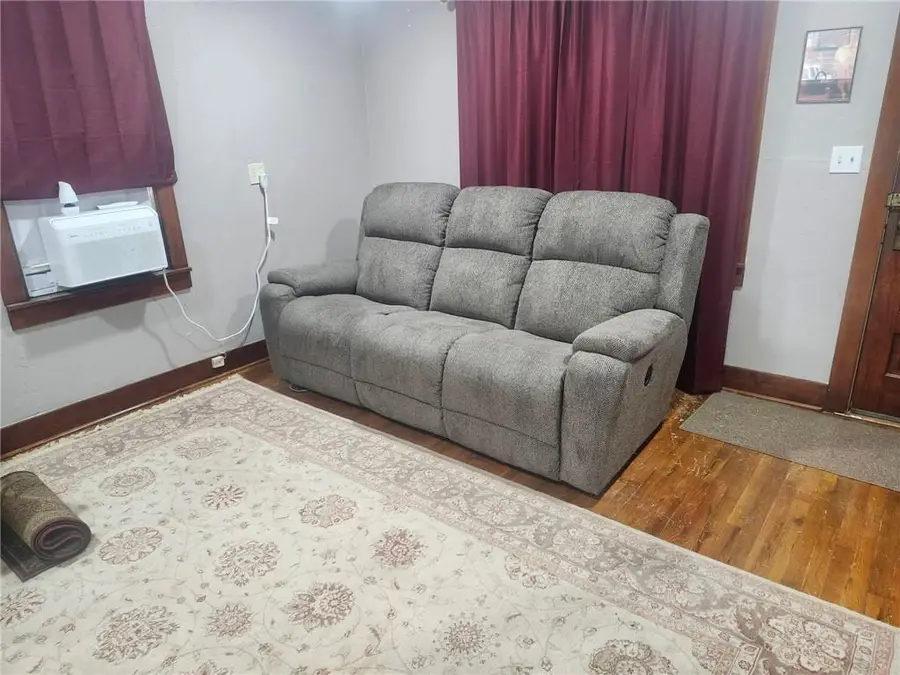 206 Pine Street, Ridgeway, MO 64481 - #3