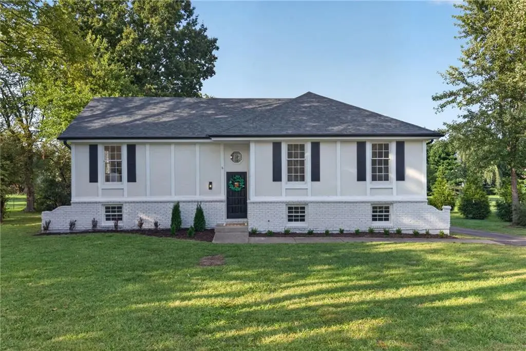 10610 W 170th Terrace, Overland Park, KS 66221 - #1