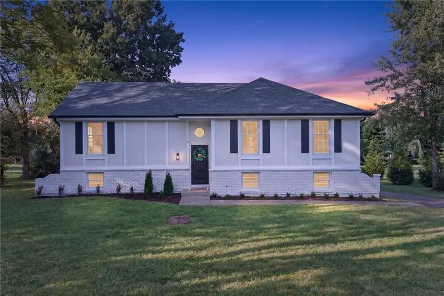10610 W 170th Terrace, Overland Park, KS 66221 - #2