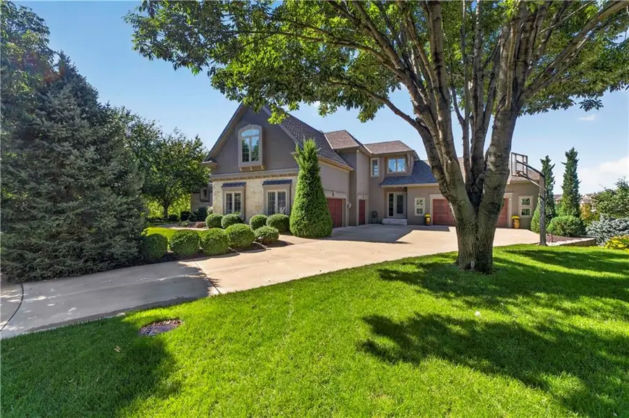 13816 Horton Drive, Overland Park, KS 66223 - #2