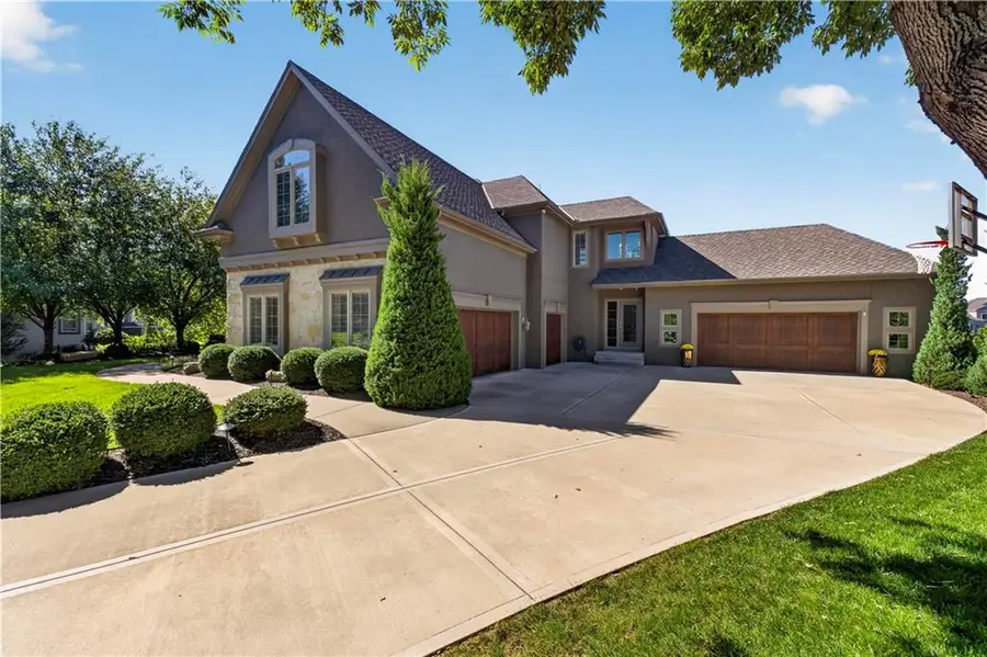 13816 Horton Drive, Overland Park, KS 66223 - #3
