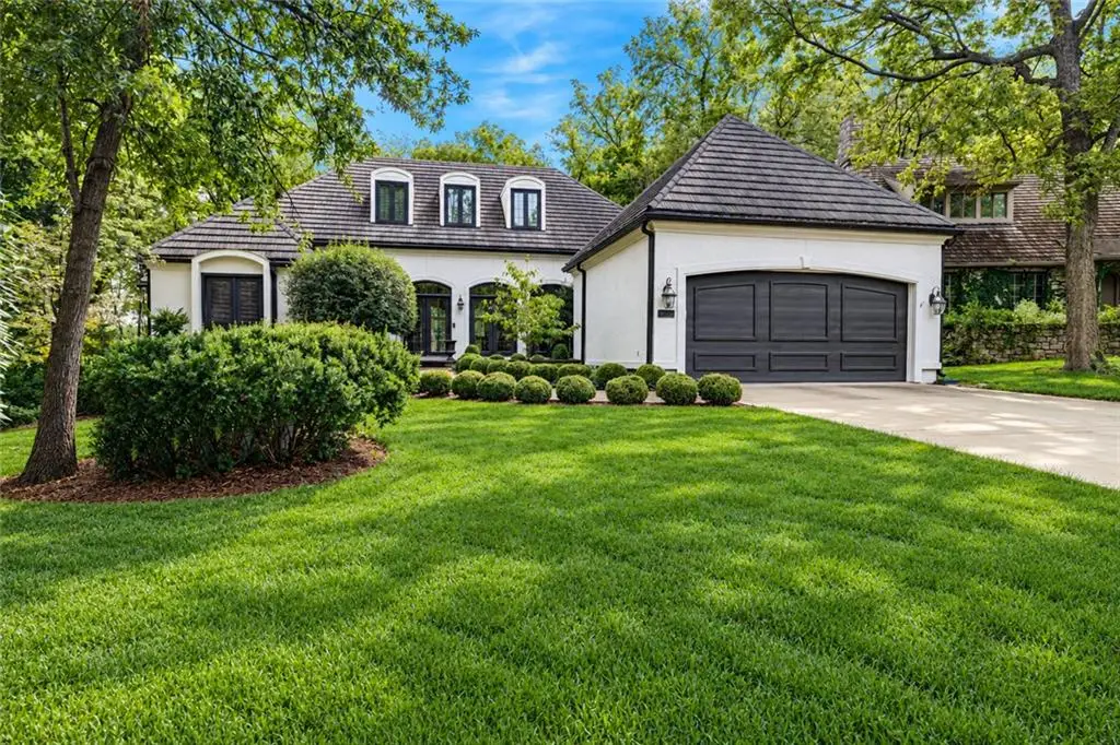 16755 Village Drive, Loch Lloyd, MO 64012 - #1