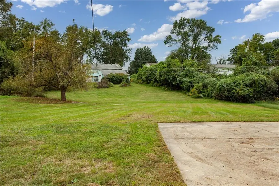 E 56th Terrace, Kansas City, MO 64129 - #3