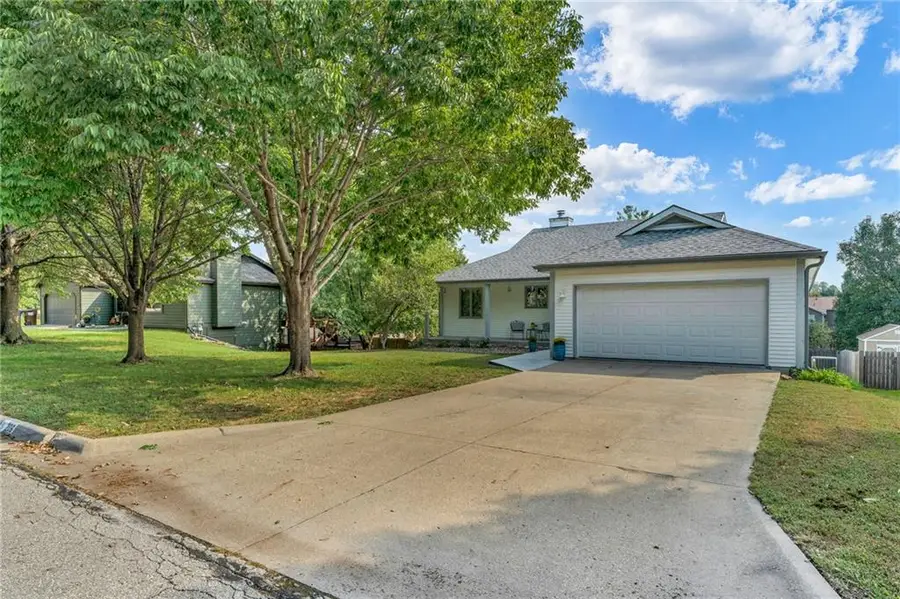 206 Tumbleweed Drive, Lawrence, KS 66049 - #3