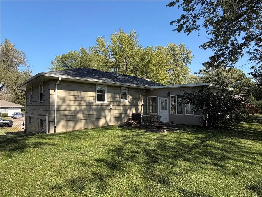 8505 E 109th Street, Kansas City, MO 64134 - #3