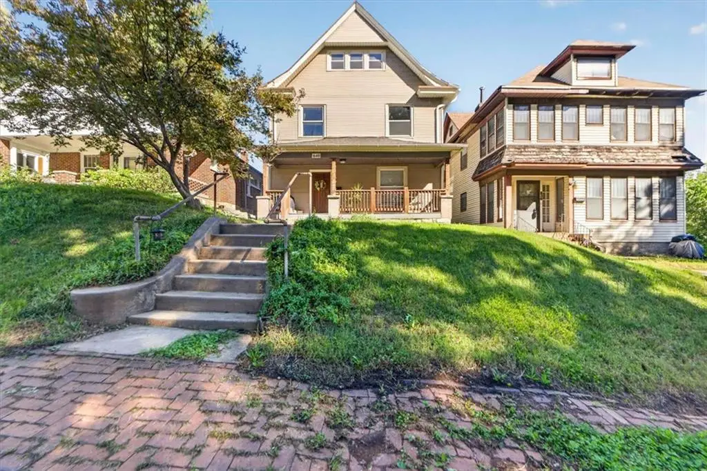 840 Barnett Avenue, Kansas City, KS 66101 - #1