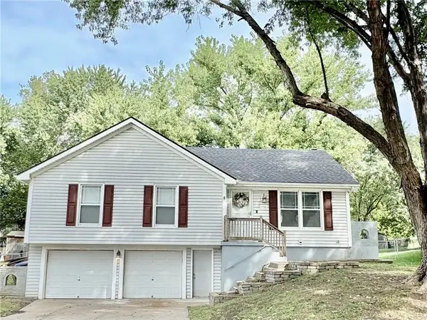 1704 Cinnabar Drive, Raymore, MO 64083