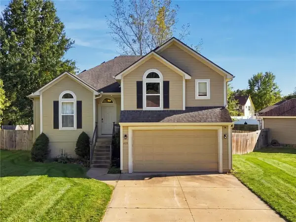 609 S Kisner Circle, Independence, MO 64056