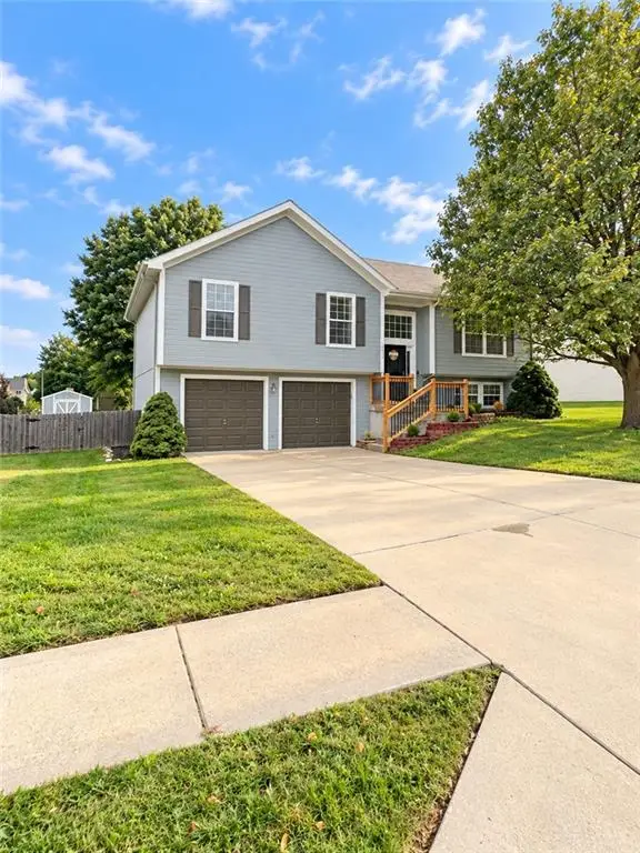 10430 N Tracy Avenue, Kansas City, MO 64155 - #2
