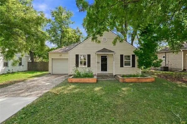 7533 Marty Street, Overland Park, KS 66204