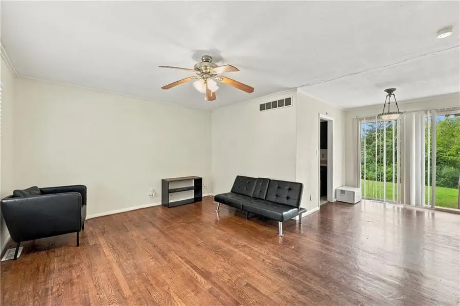 9416 Manchester Avenue, Kansas City, MO 64138 - #3