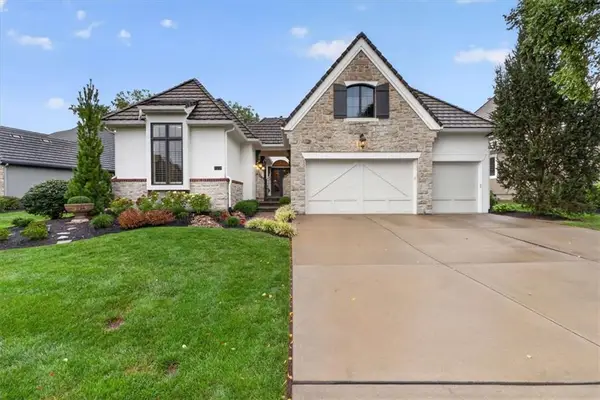 15216 Fontana Street, Leawood, KS 66224