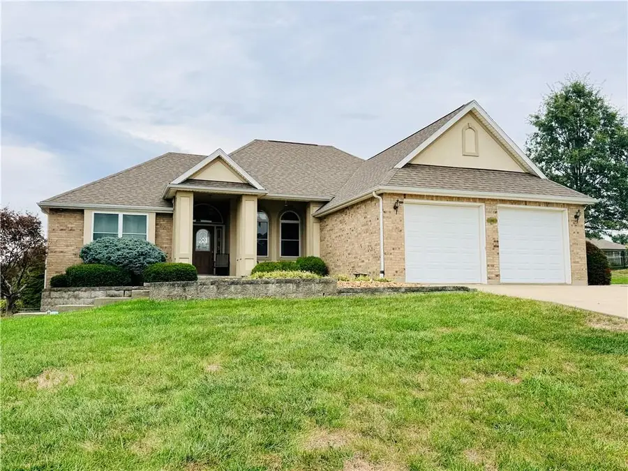 898 Willow Tree Court, Higginsville, MO 64037 - #2