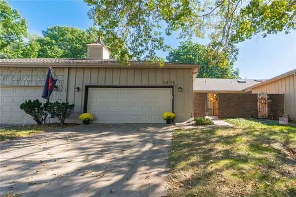 2214 Condolea Terrace, Leawood, KS 66209
