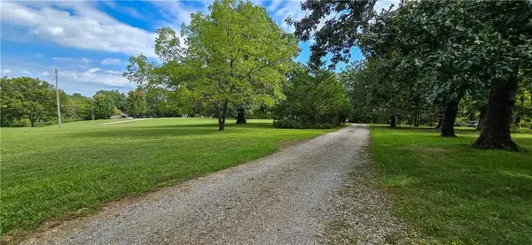 2649 Indiana Terrace, Ottawa, KS 66067