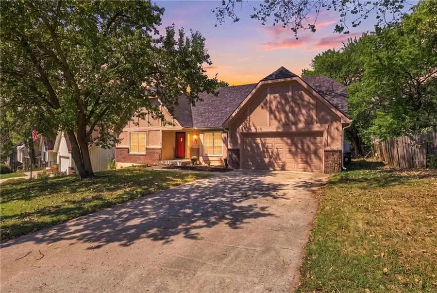 11800 W 99th Terrace, Overland Park, KS 66214 - #2